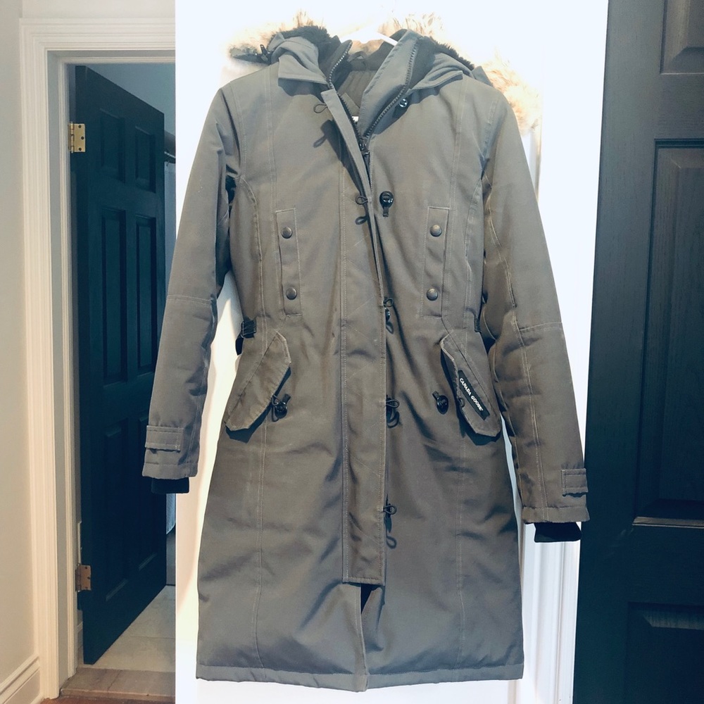 Canada Goose Kensington XXS in Graphite